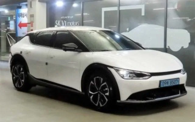 수원중고차가격시세표 EV6 롱레인지 AWD 매물 사진 6 - 2023/04 123,400km