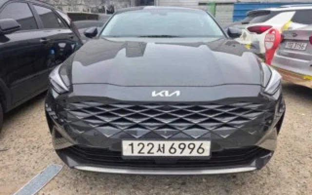 수원중고차가격시세표 K8 2.5 2WD 매물 사진 11 - 2022/10 94,178km